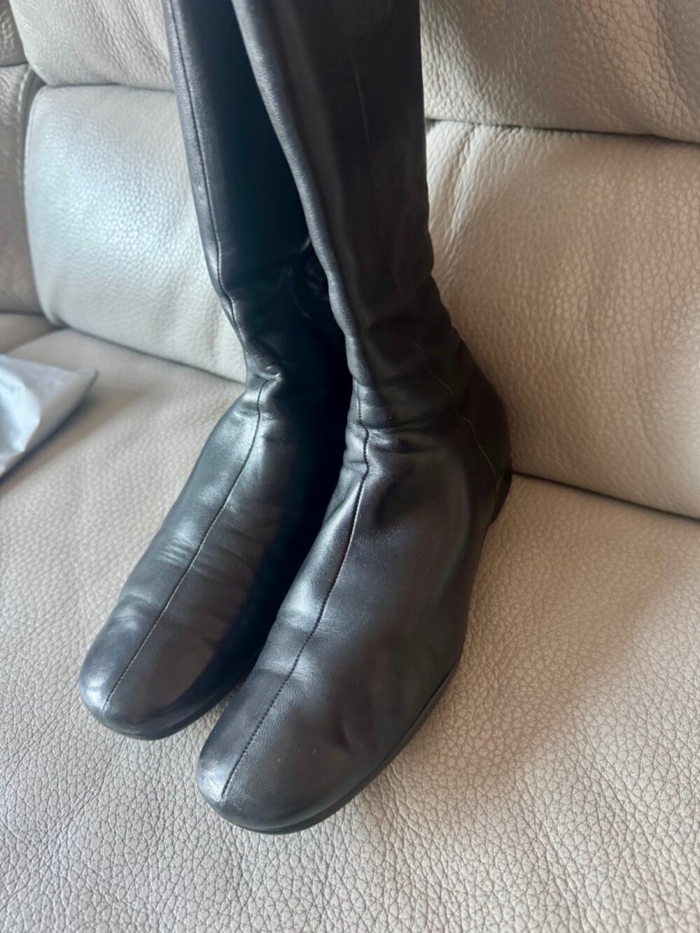 Prada black leather boots size 9 (Prada 38.5) - Picture 5 of 10